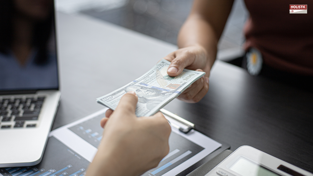 Should You Pay Off Debt or Invest A Smart Guide to Making the Right Choice